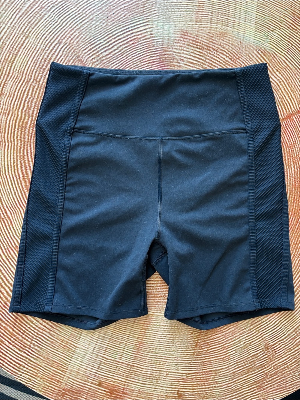 Vuori 5” inseam high waist bike shorts